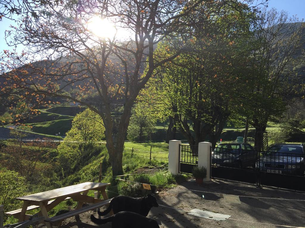 Auberge Du Col De Brouis เบรล์-ซูร์-รัวยา ภายนอก รูปภาพ